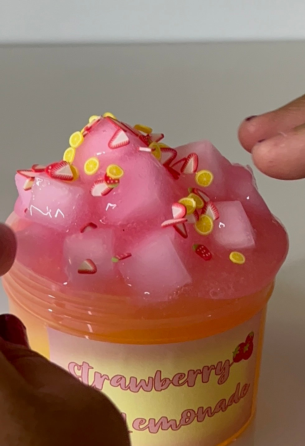 8oz Strawberry Lemonade Jelly Cube slime